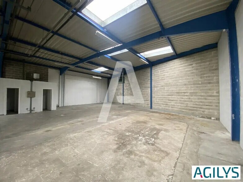 Industrial in Ivry-sur-Seine for lease - Building Photo - Image 1 of 10