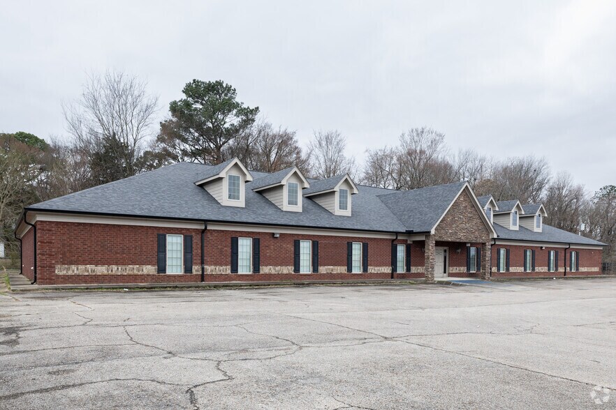 249 W Church St, Lexington, TN à louer - Photo principale - Image 1 de 15
