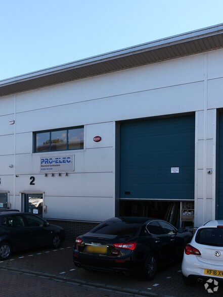 1-6 Orbital Park, Sevington for sale - Building Photo - Image 3 of 11