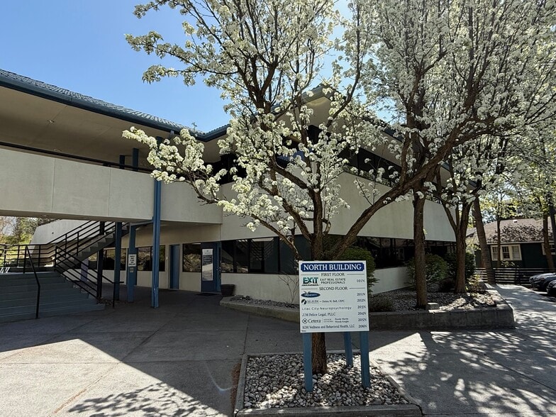 1403 S Grand Blvd, Spokane, WA for lease - Building Photo - Image 2 of 3