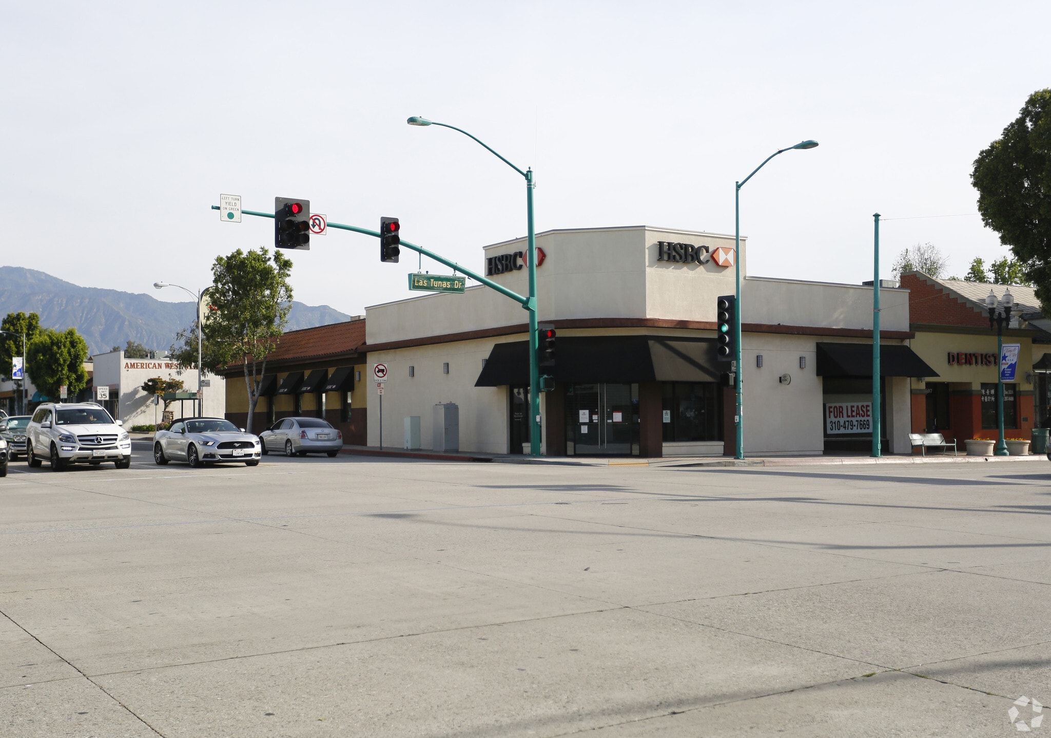 9601-9605 Las Tunas Dr, Temple City, CA à louer Photo du bâtiment- Image 1 de 10