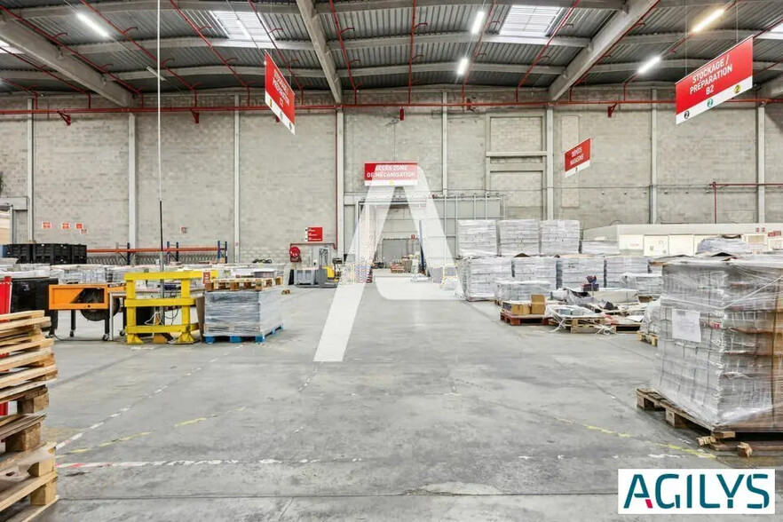 Industrial in Roissy-en-Brie for lease - Interior Photo - Image 3 of 6