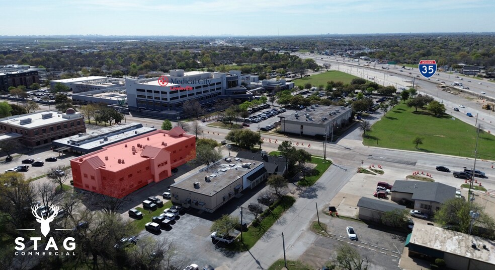 571 W Main St, Lewisville, TX à louer - Photo du bâtiment - Image 3 de 15
