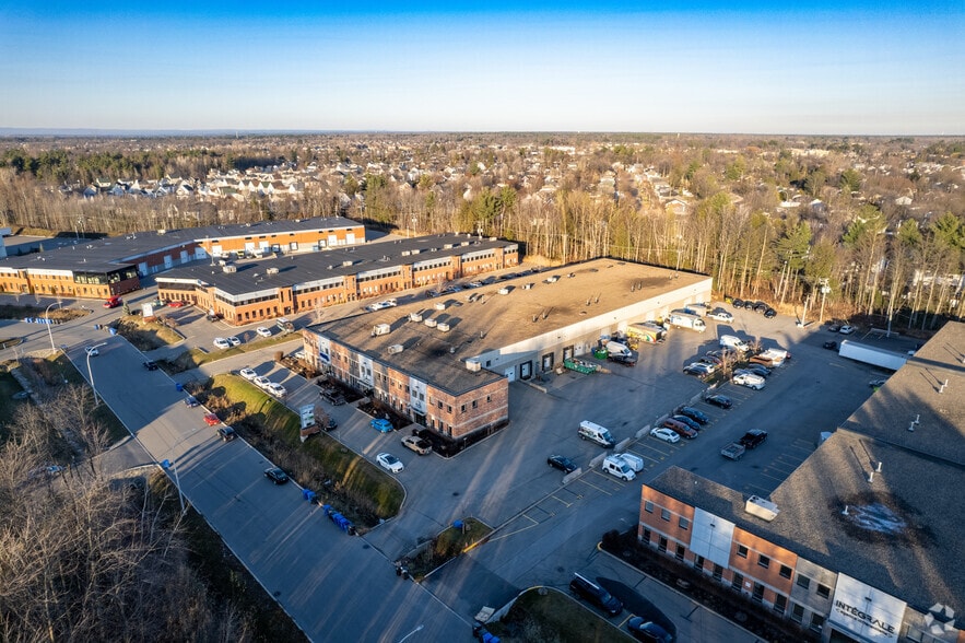 30 Rue Émilien-Marcoux, Blainville, QC for sale - Aerial - Image 2 of 6