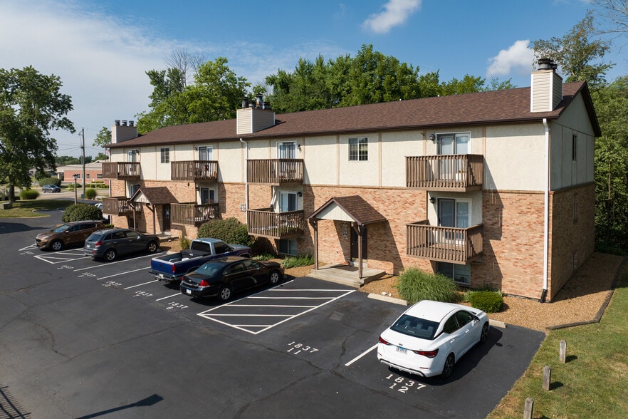 1837 Lebanon Ave, Belleville, IL à vendre - Photo du bâtiment - Image 2 de 7