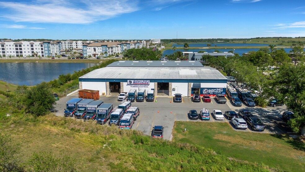 215 Interstate Blvd, Sarasota, FL for sale - Primary Photo - Image 2 of 16