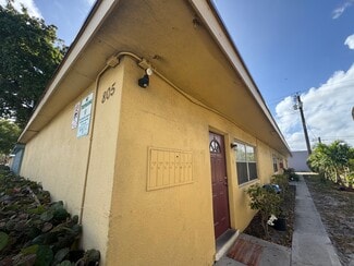 Plus de détails pour 821 S H St, Lake Worth, FL - Multi-résidentiel à vendre