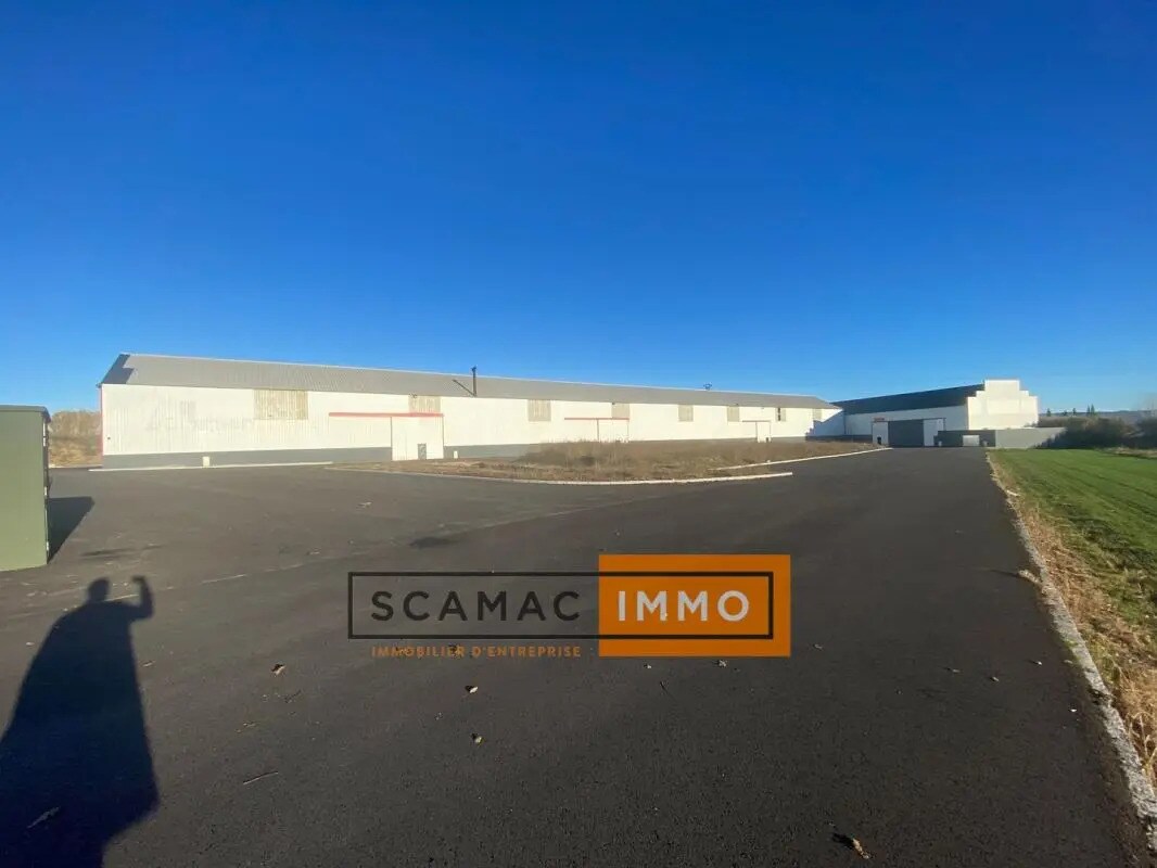 Flex in Manosque for lease Building Photo- Image 1 of 5