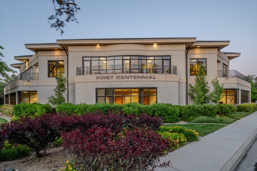 1450 Ridgeview Dr, Reno, NV à louer - Photo du bâtiment - Image 3 de 7