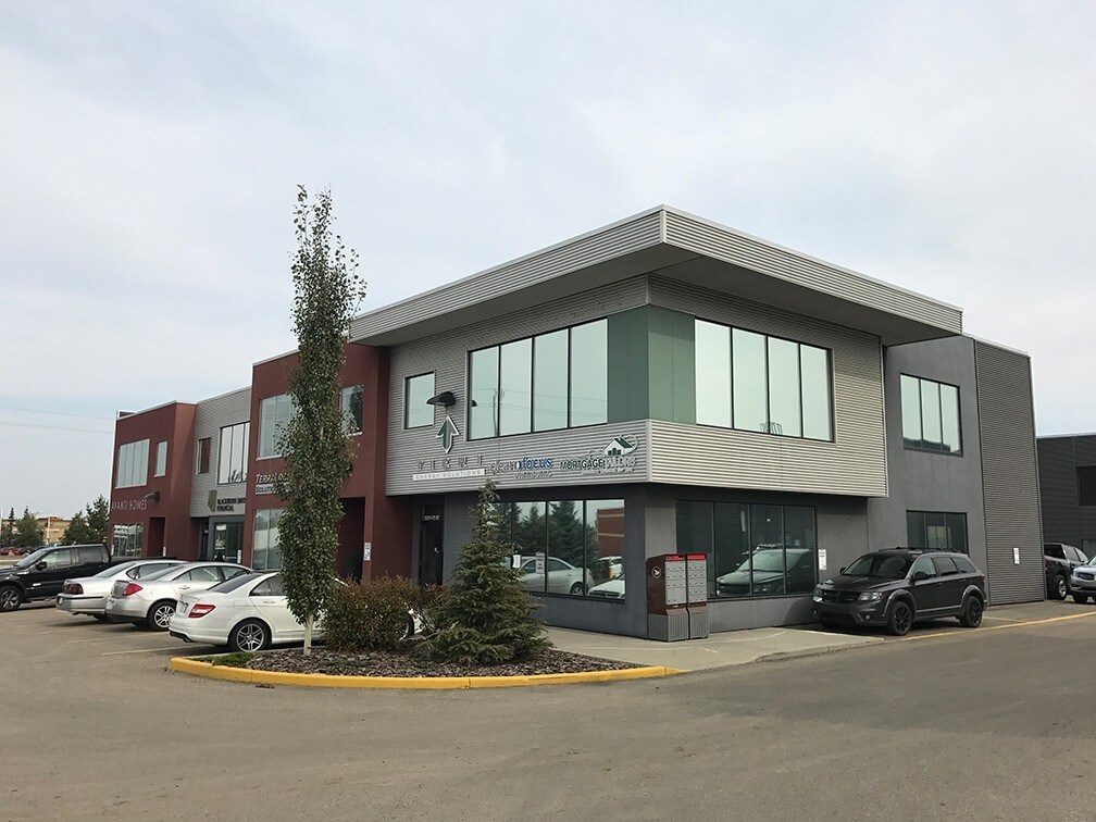 7341 Roper Rd NW, Edmonton, AB for sale Building Photo- Image 1 of 1