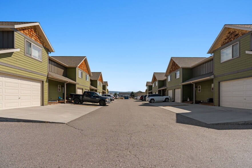 440 Ice Center Ln, Bozeman, MT à vendre - Photo du bâtiment - Image 2 de 36