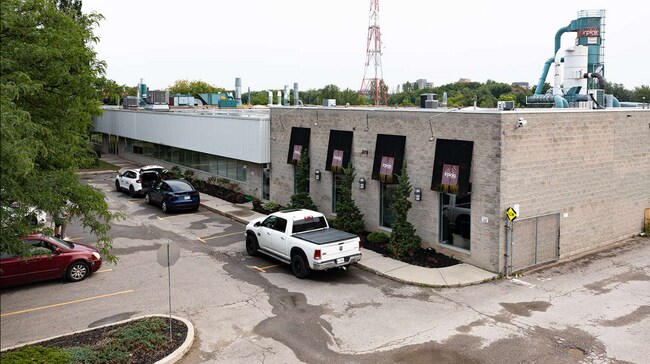 Plus de détails pour 278 Newkirk Rd, Richmond Hill, ON - Industriel à louer