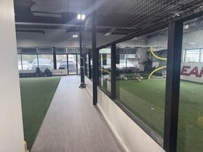 2822-2830 Fallfax Dr, Falls Church, VA for lease Interior Photo- Image 2 of 7