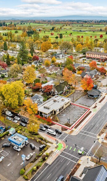 365 NW Harrison Blvd, Corvallis, OR à vendre - Photo du bâtiment - Image 2 de 10