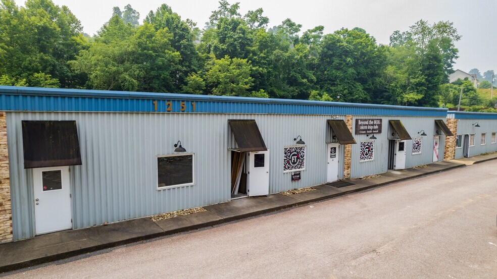 1251 Canyon Rd, Morgantown, WV à louer - Photo du bâtiment - Image 2 de 14