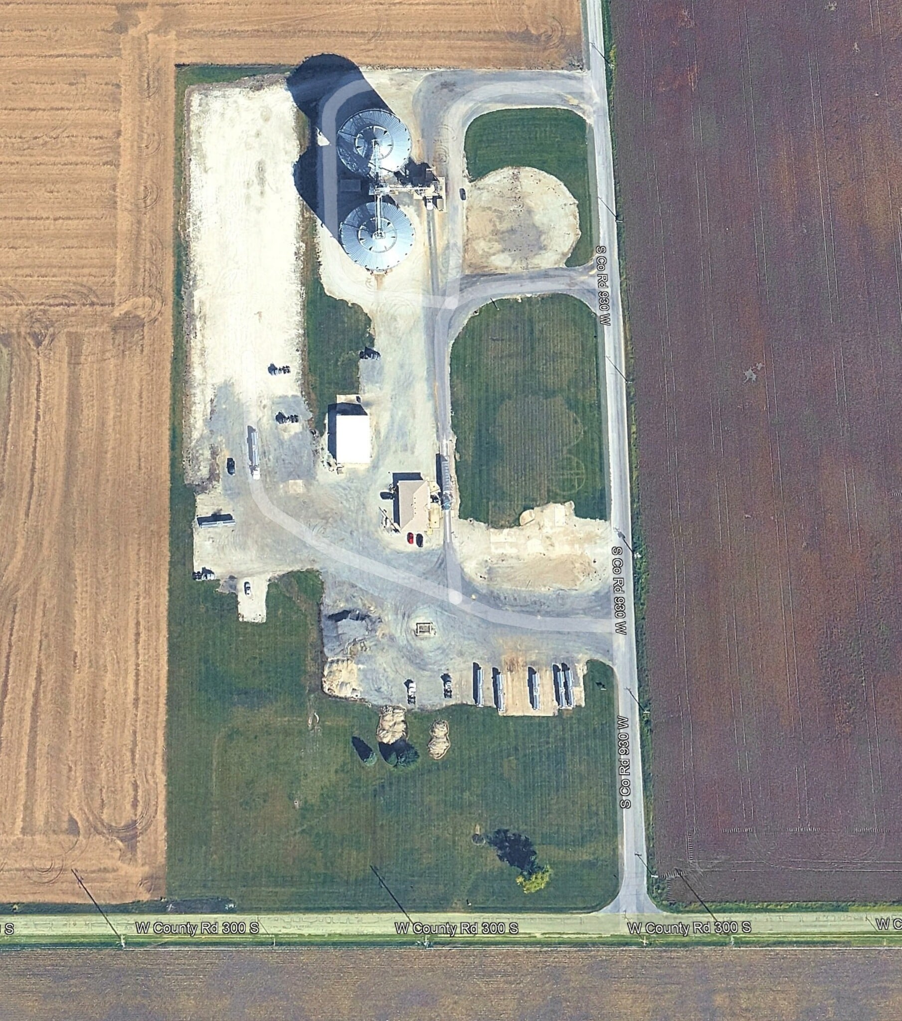 2906 S County Road 930 W, Frankfort, IN à louer Photo du bâtiment- Image 1 de 4