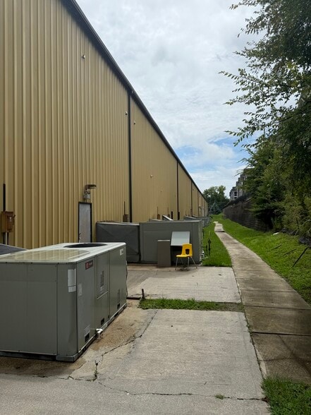 8160 Regent Pky, Fort Mill, SC for lease - Building Photo - Image 3 of 8