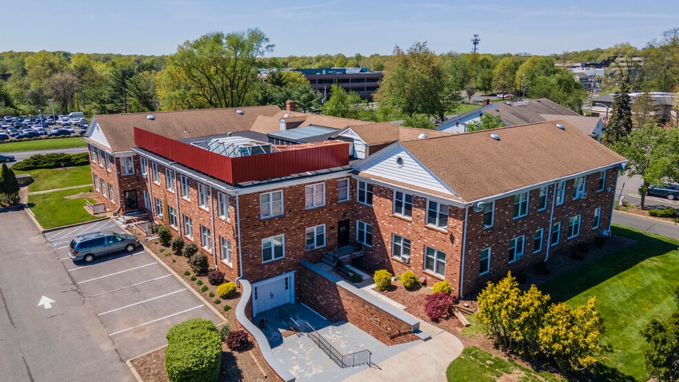 672 Highway 202, Bridgewater, NJ à louer - Photo du bâtiment - Image 3 de 10