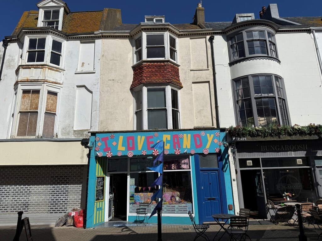 8 Bath Pl, Worthing for sale Primary Photo- Image 1 of 2