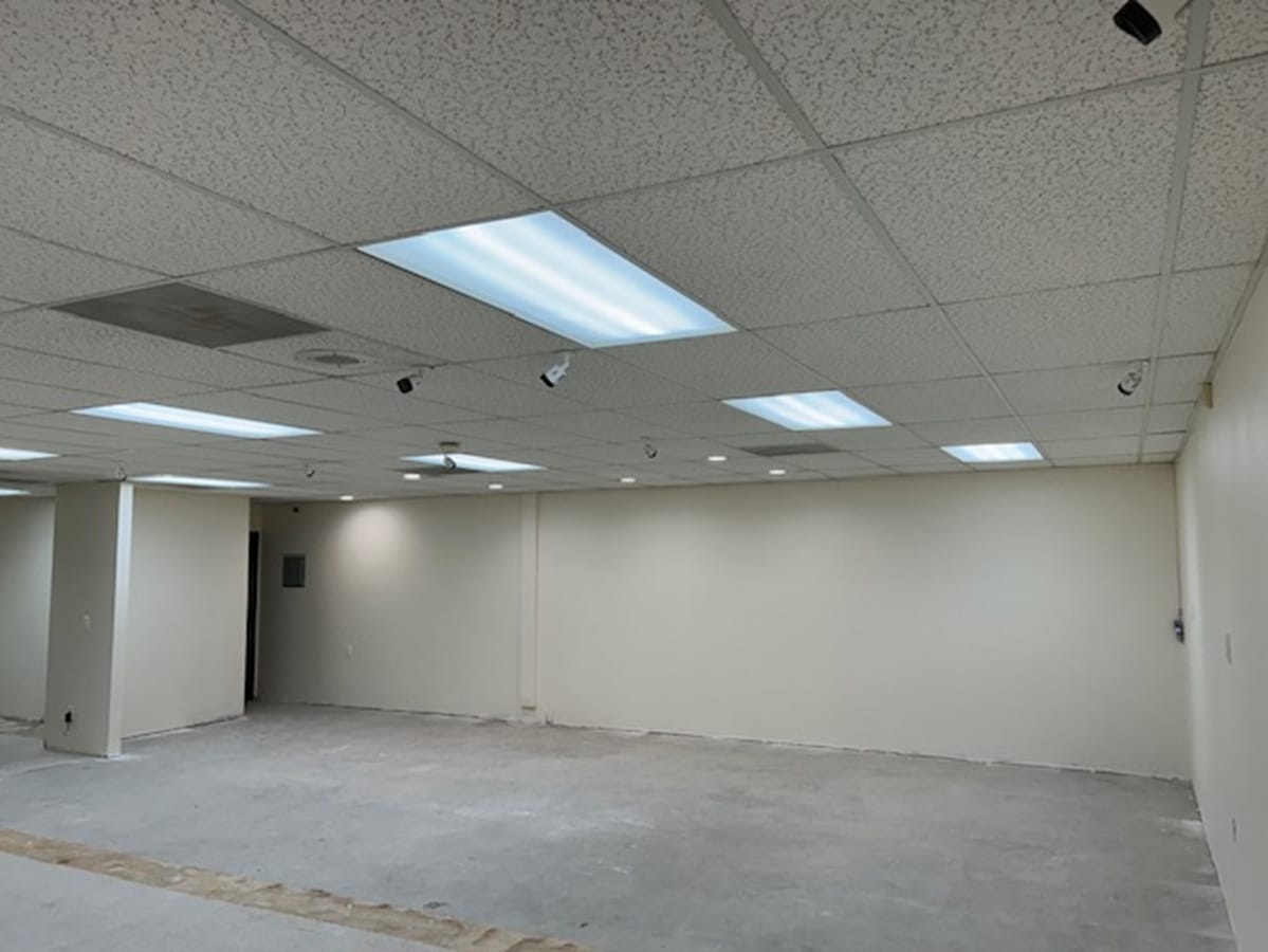 2412 N Ponderosa Dr, Camarillo, CA 93010 - Unit B104-106 -  - Interior Photo - Image 1 of 7