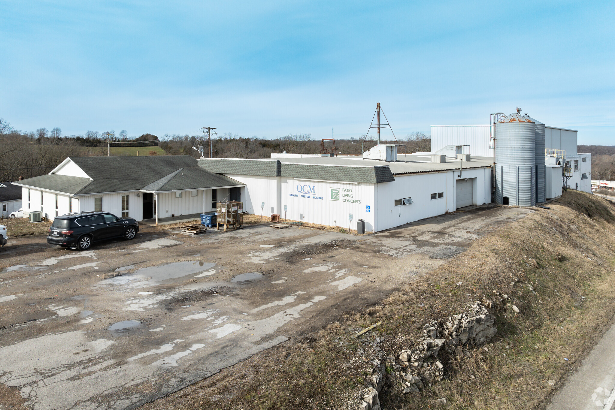 209 W Main St, Linn, MO for lease Building Photo- Image 1 of 21