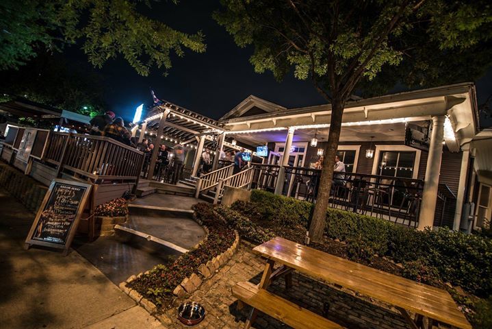 3407 McKinney Ave, Dallas, TX à louer - Photo du bâtiment - Image 3 de 6