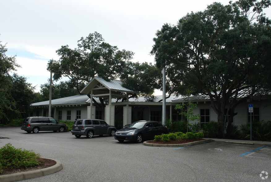6200 Whiskey Creek Dr, Fort Myers, FL à vendre - Photo du bâtiment - Image 3 de 3