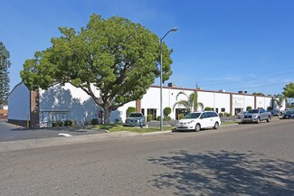 Plus de détails pour 2575-2589 S Sarah St, Fresno, CA - Industriel à vendre