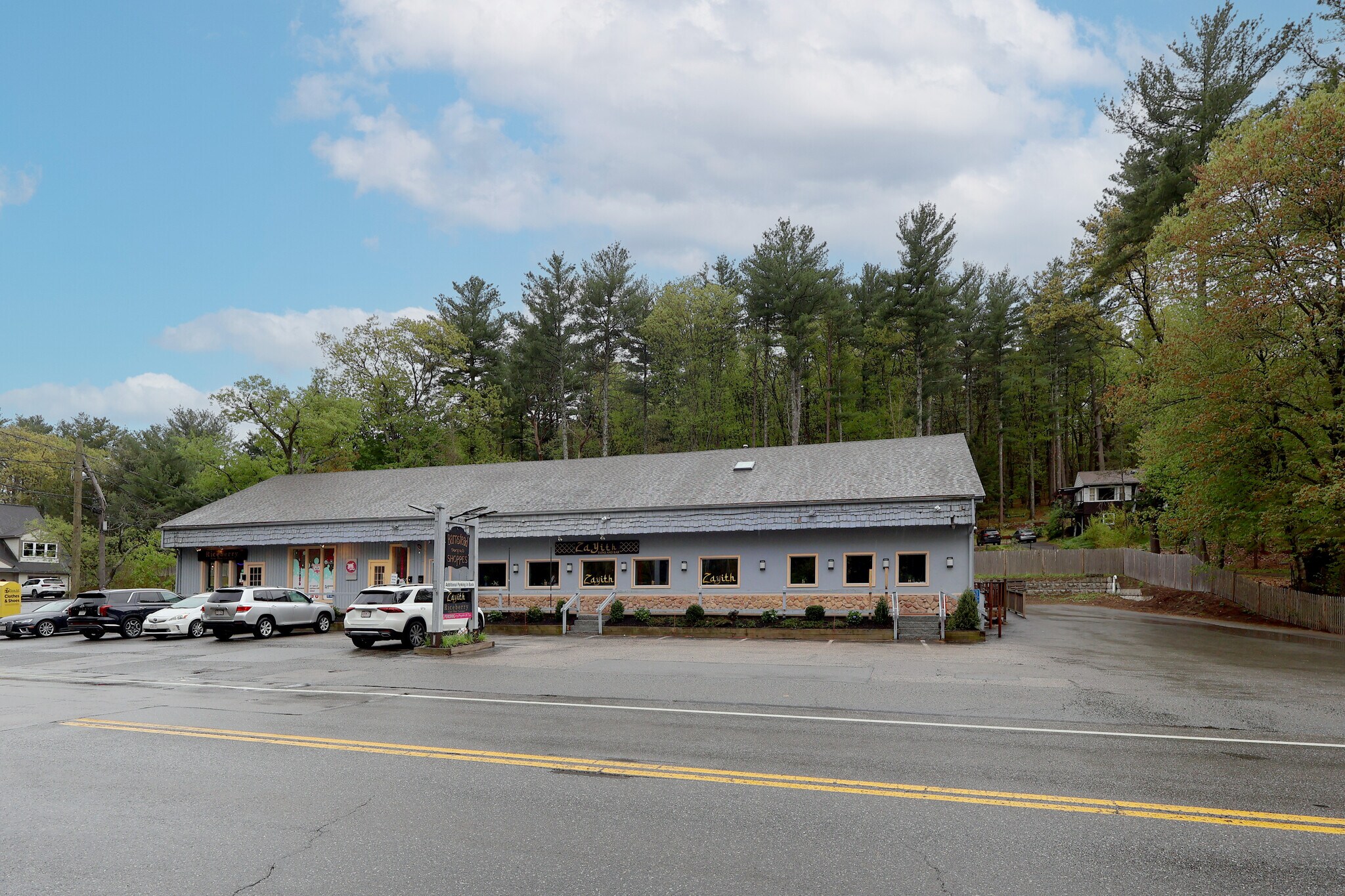 621 Boston Post Rd, Sudbury, MA à vendre Photo du bâtiment- Image 1 de 6