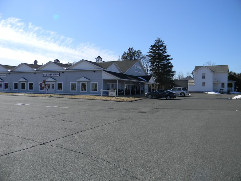 189 Russell St, Hadley, MA à vendre - Photo du bâtiment - Image 1 de 1