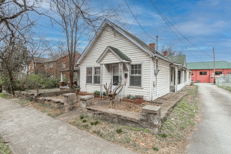 1806 Meharry Blvd, Nashville, TN à vendre - Photo du bâtiment - Image 2 de 48