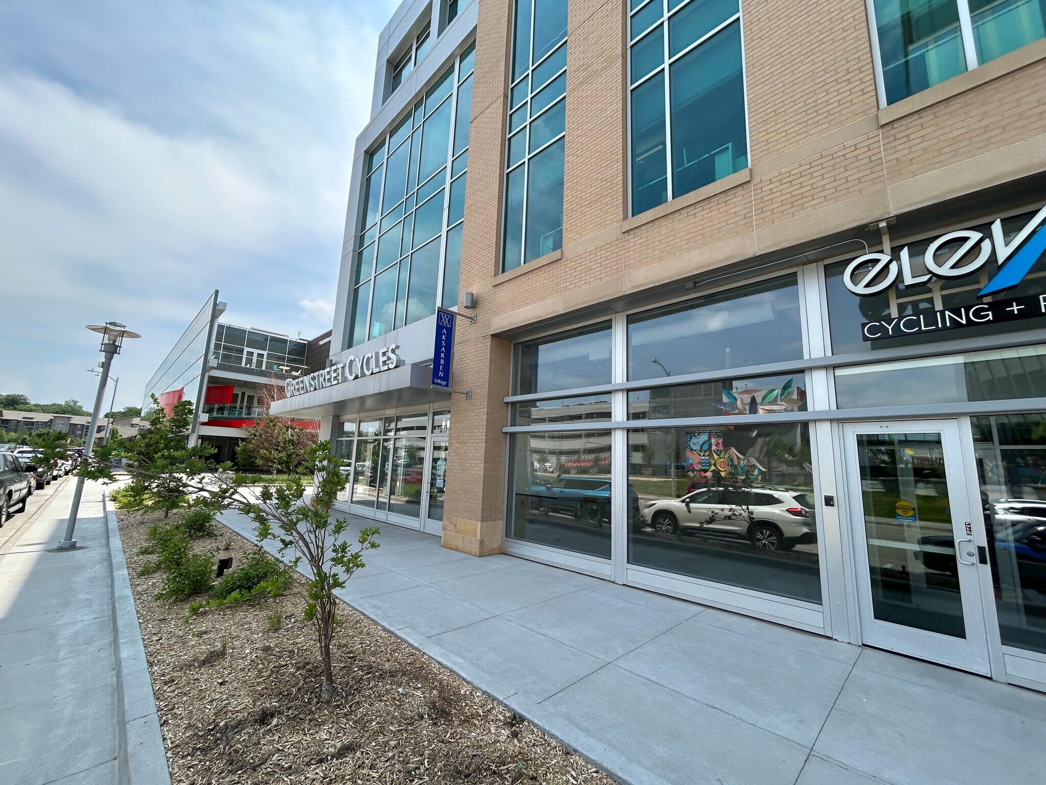 1917 S 67th St, Omaha, NE for lease Building Photo- Image 1 of 5