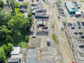 Plus de détails pour 4175 Gladys Ave, Beaumont, TX - Commerce de détail à vendre