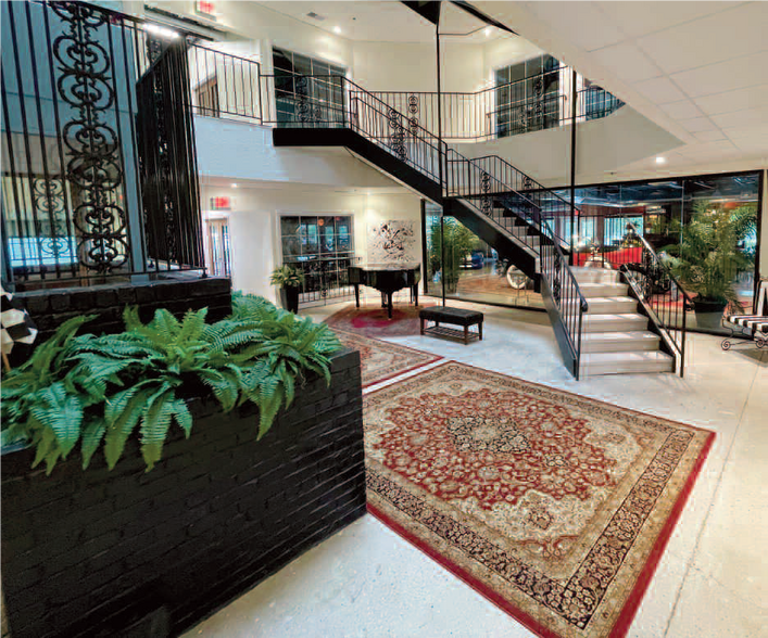 1030 S Rangeline Rd, Carmel, IN à louer - Photo intérieure - Image 2 de 3