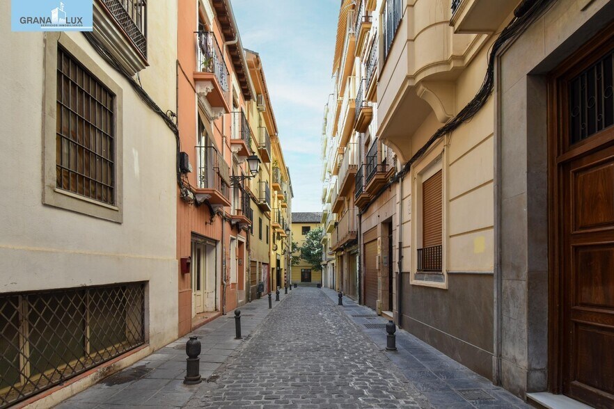 Calle Lavadero Tablas, Granada, Granada à vendre - Photo du bâtiment - Image 2 de 37