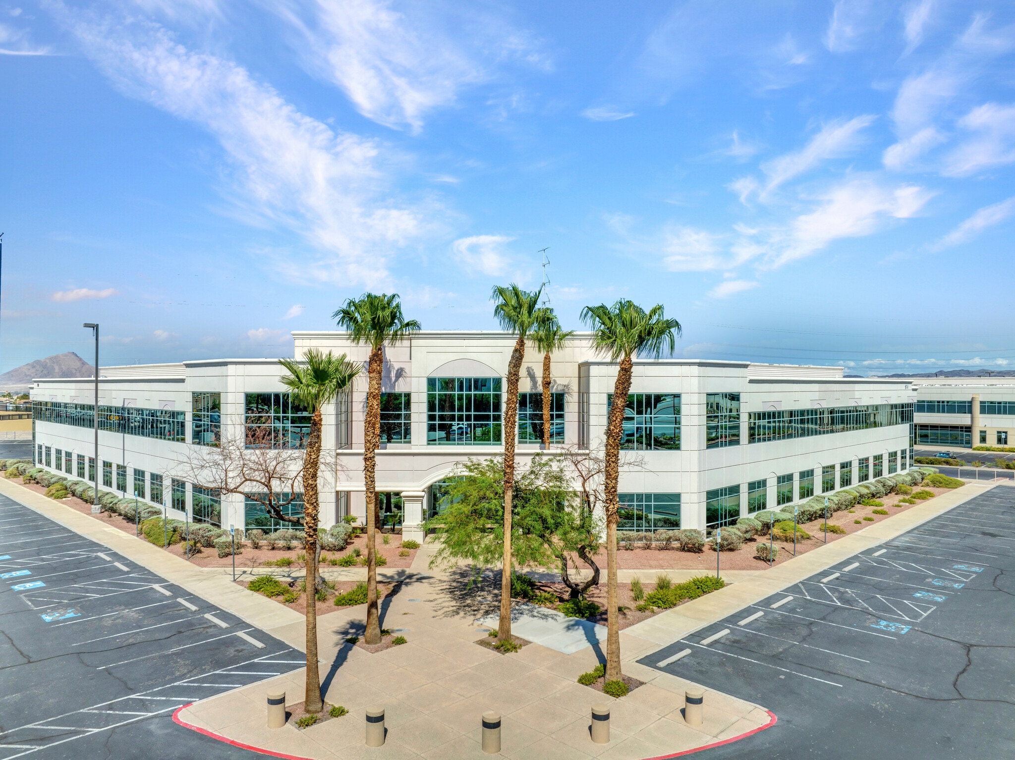 170 N Stephanie St, Henderson, NV for lease Building Photo- Image 1 of 5