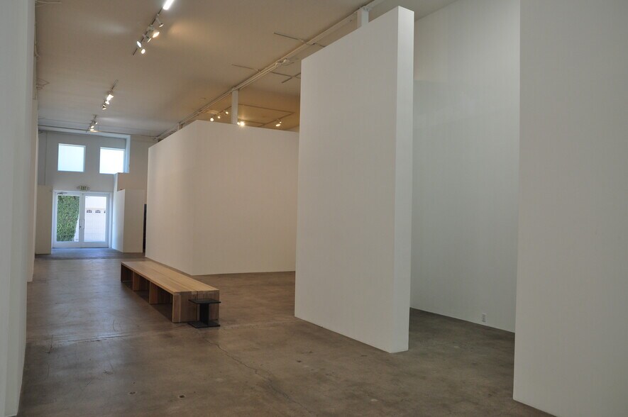 829-831 N Highland Ave, Los Angeles, CA à louer - Photo intérieure - Image 3 de 9