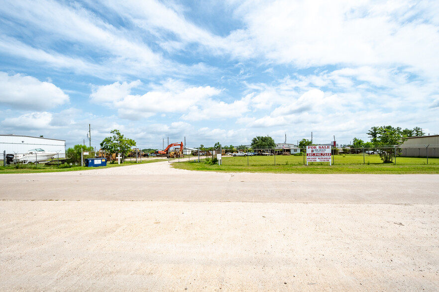 2630 Wilson Rd, Humble, TX for sale - Building Photo - Image 1 of 1