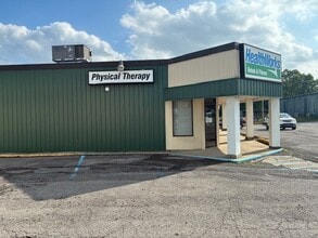 1228 Country Club Rd, Fairmont, WV for lease Building Photo- Image 2 of 16