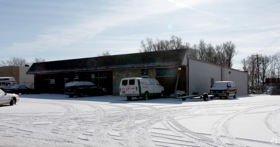 685 E Murry St, Indianapolis, IN à vendre - Photo du bâtiment - Image 2 de 5