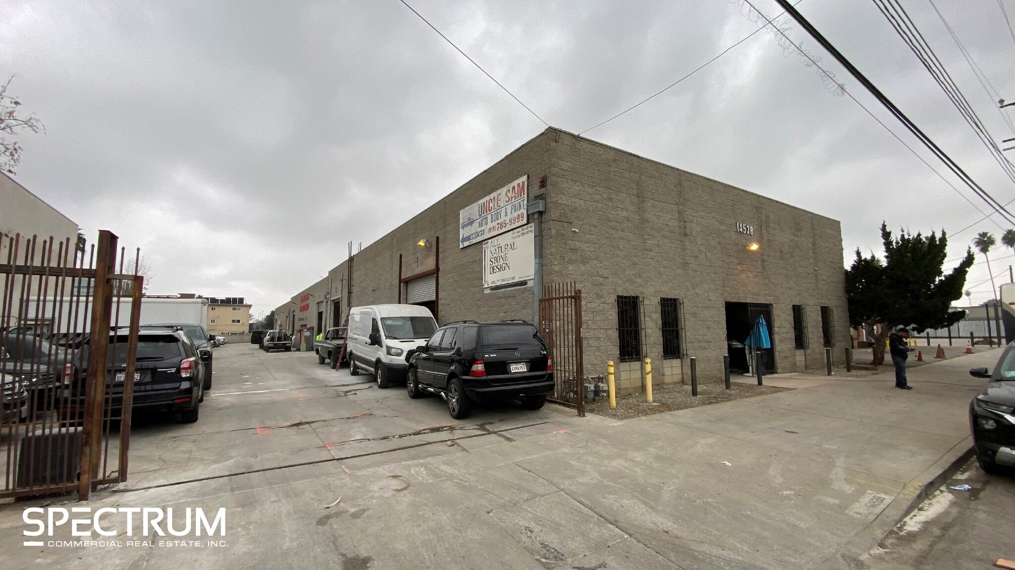 14538-14540 Keswick St, Van Nuys, CA for lease Primary Photo- Image 1 of 7