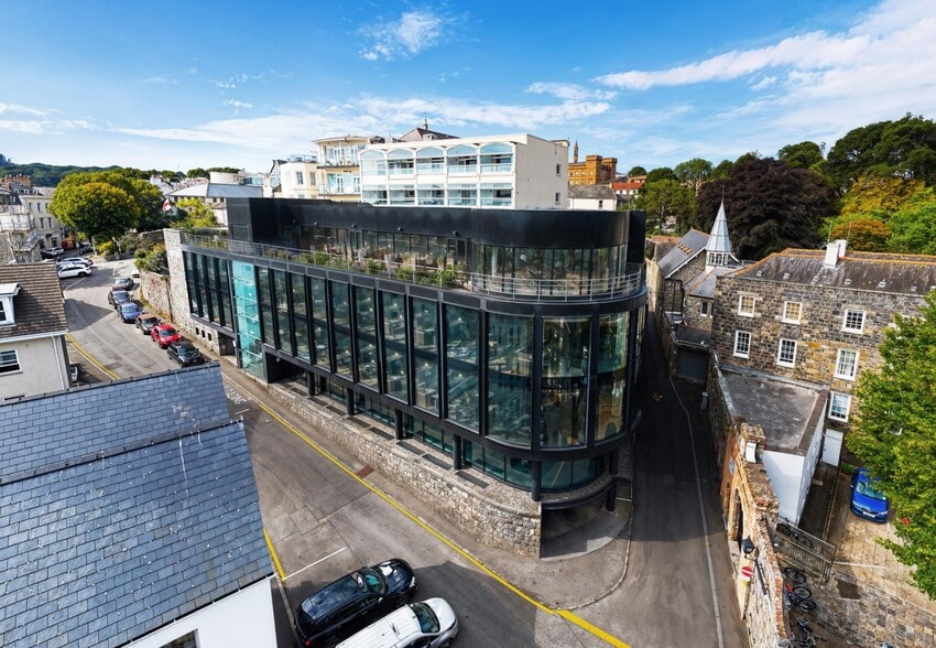 Hirzel Street, Guernsey for lease - Building Photo - Image 2 of 6