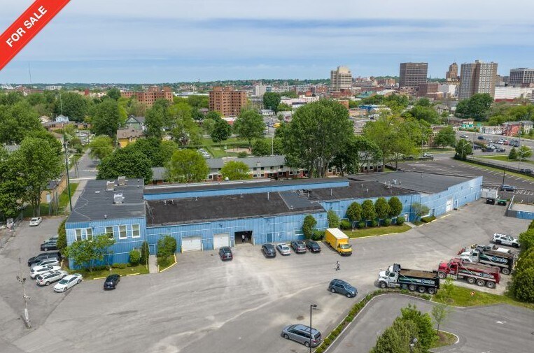422 W Onondaga St, Syracuse, NY à vendre - Photo du bâtiment - Image 2 de 44
