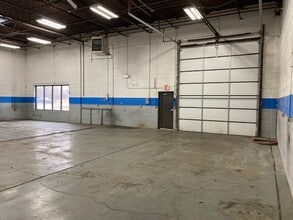 801-823 N Central Ave, Wood Dale, IL for lease Interior Photo- Image 1 of 6