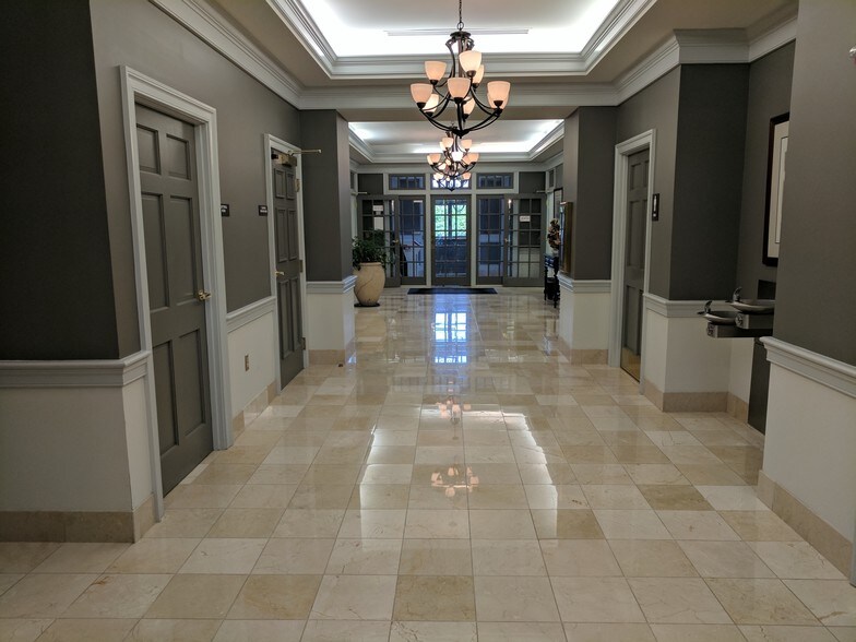 189 Kentlands Blvd, Gaithersburg, MD à louer - Hall d’entrée - Image 2 de 5