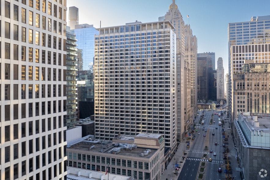 535-541 N Michigan Ave, Chicago, IL for lease - Building Photo - Image 1 of 11
