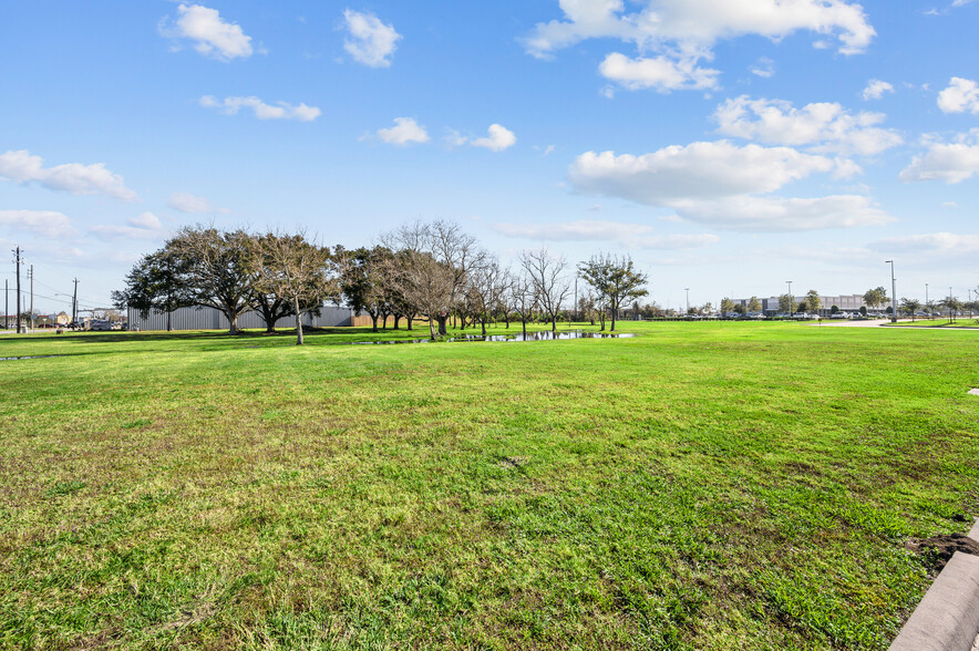 0 FM 565, Mont Belvieu, TX for sale - Primary Photo - Image 1 of 8