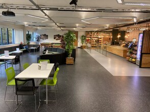 6 Mollison Ave, Waltham Cross for lease Interior Photo- Image 2 of 6