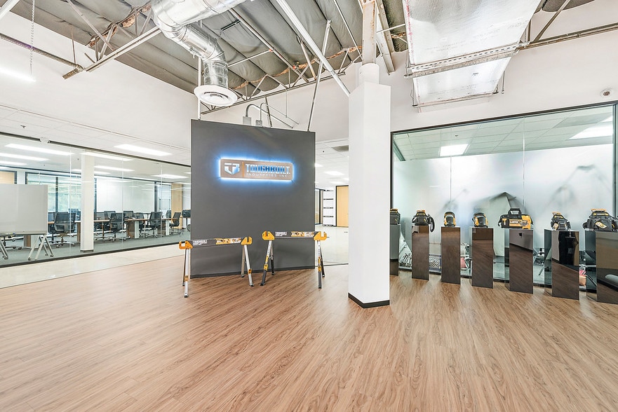 25371 Commercentre Dr, Lake Forest, CA for lease - Interior Photo - Image 3 of 24