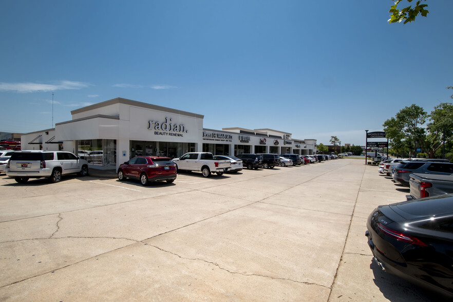 7300-7310 N Western Ave, Oklahoma City, OK à vendre - Photo du bâtiment - Image 1 de 1